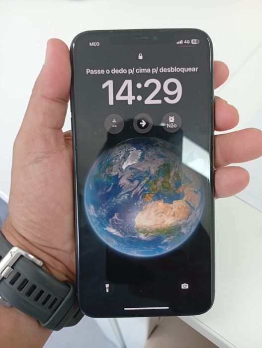 Iphone 11 pro max 64gb como  novo