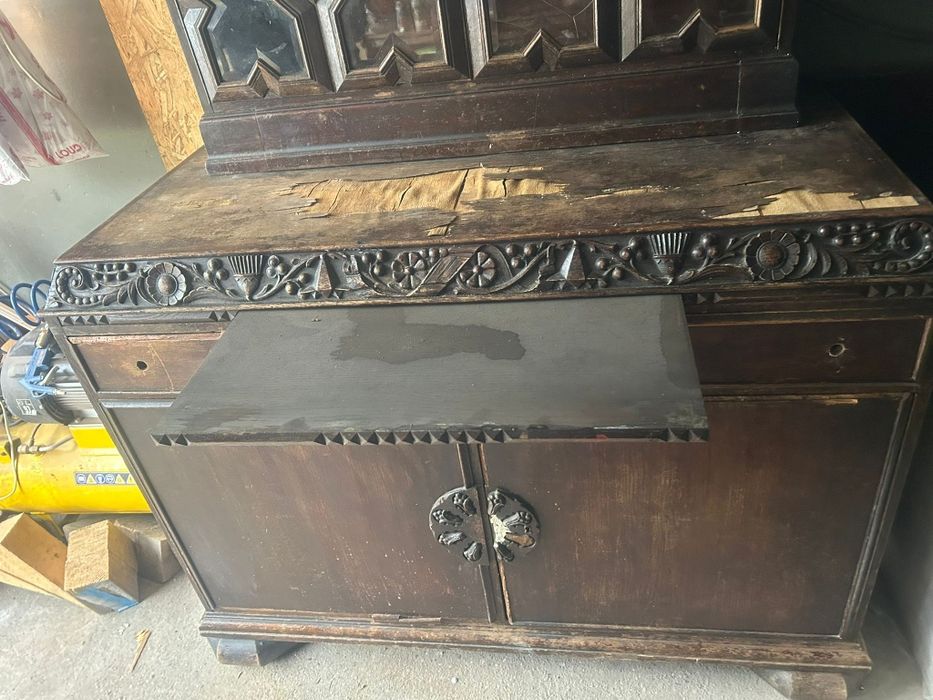 Stary kredens przybliżony rok produkcji 1916