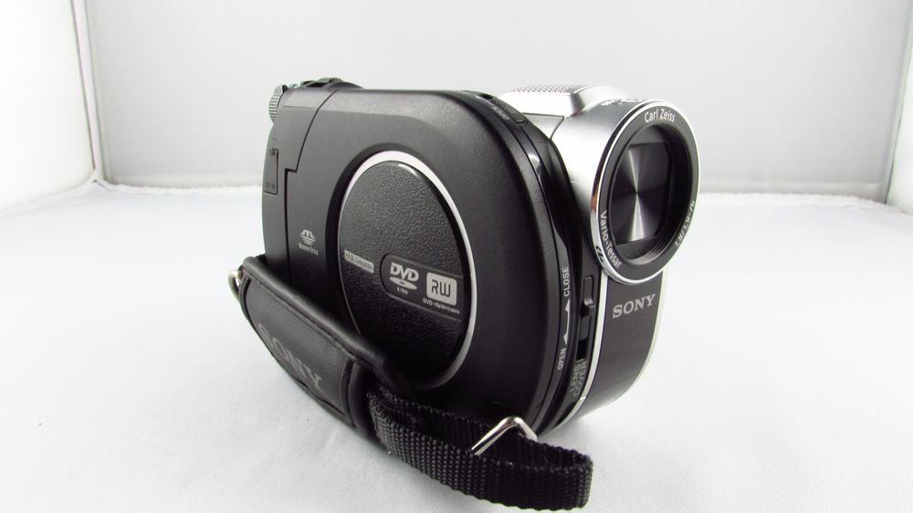 SONY - DCR-DVD110E Kamera cyfrowa