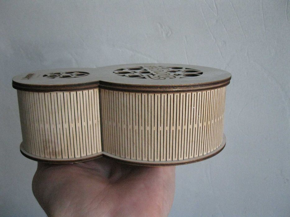 Шкатулка сувенирная 8 марта 8 березня в виде цифры 8