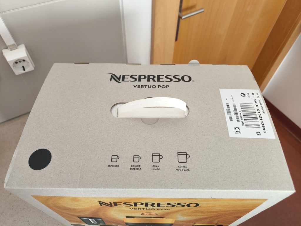 Máquina Nespresso Vertuo Pop