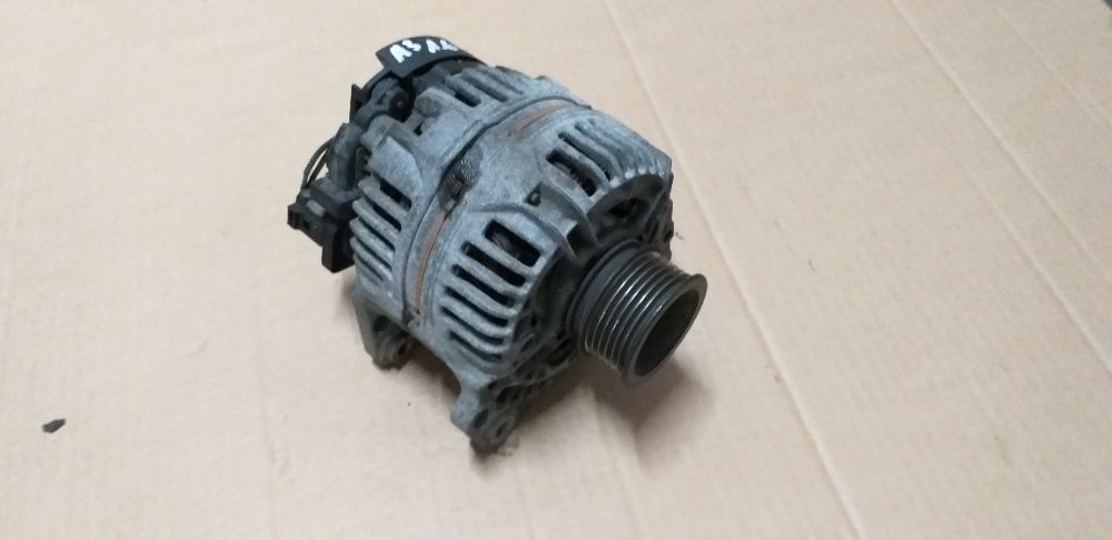 Alternator Audi A3 8L 1.6 BOSCH 90A -028D