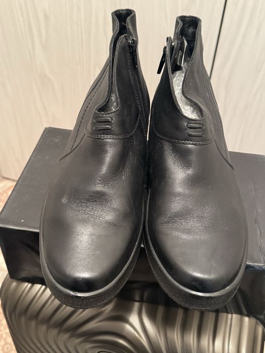 Жіночі шкіряні черевики  утеплені