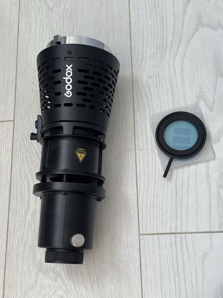 Набір Godox SA-P з адаптером SA-17 та гобо-масками
