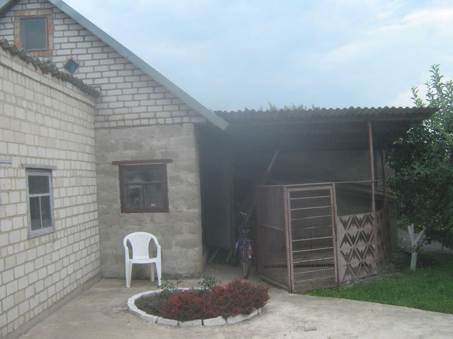 Продам будинок в смт Новомиколаївка (з/станція Верхньодніпровськ)