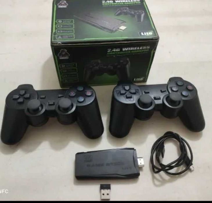 Игровая приставка HDMI к ТВ 4К с ретро играми 10000 встроеных 64Gb.