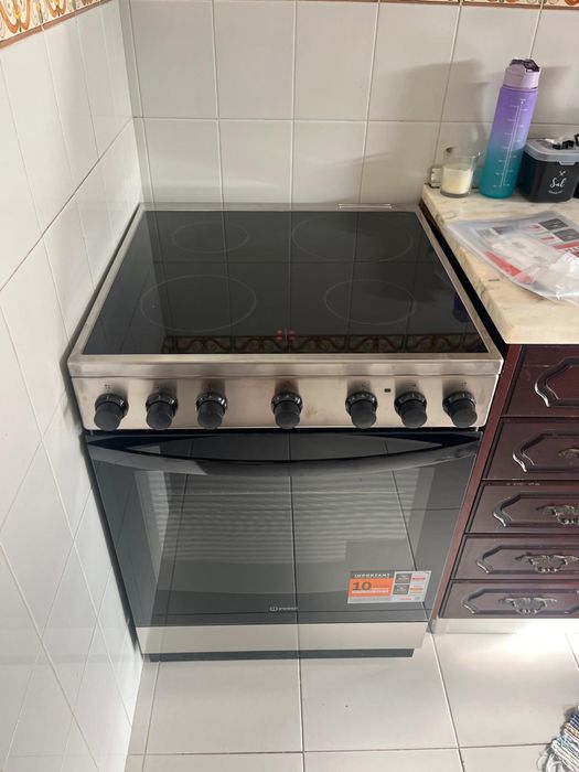 Fogão eletrico Indesit