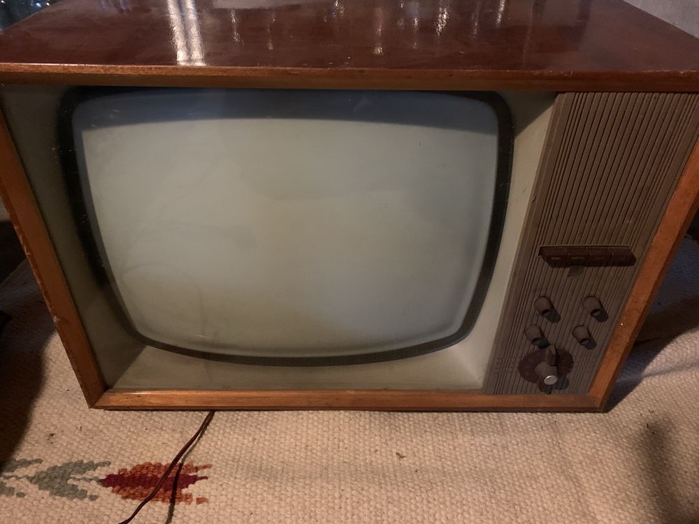 Sprzedam stary telewizor Zefir
