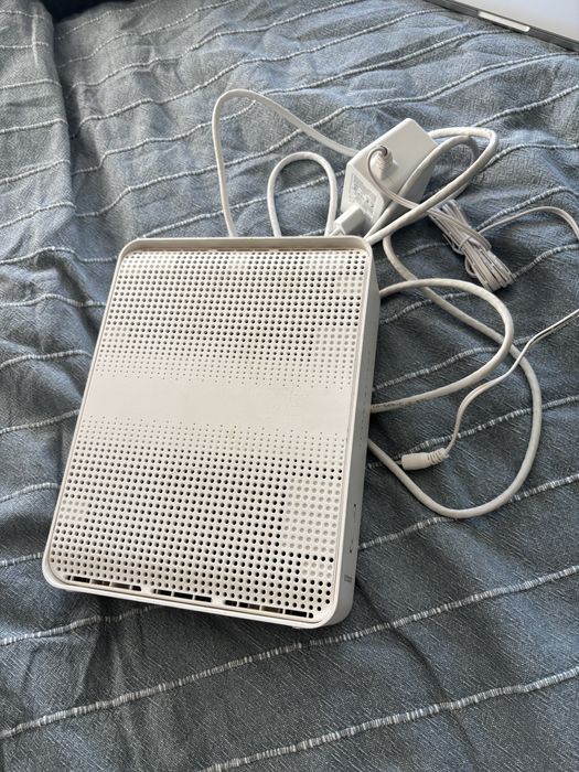 Roteador Technicolor CGA2121