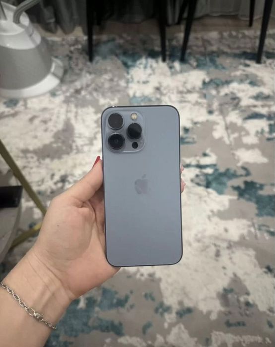 Продам iPhone 13 Pro 256