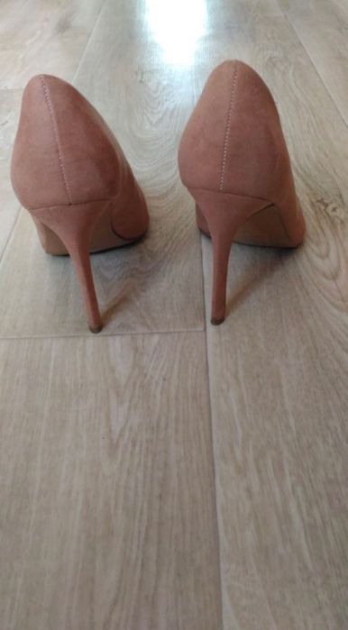 Туфли Asos пудрового цвета под замш 
Размер 40