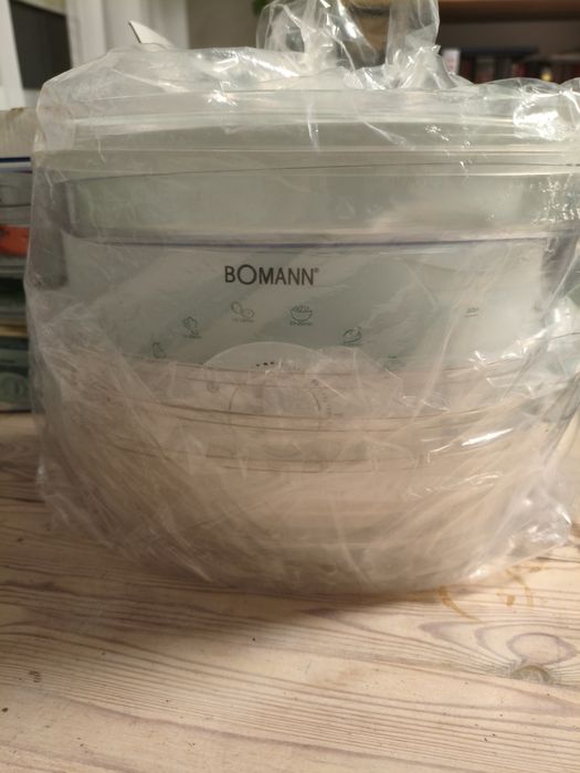 Urządzenie do gotowania na parze DG 1218CB