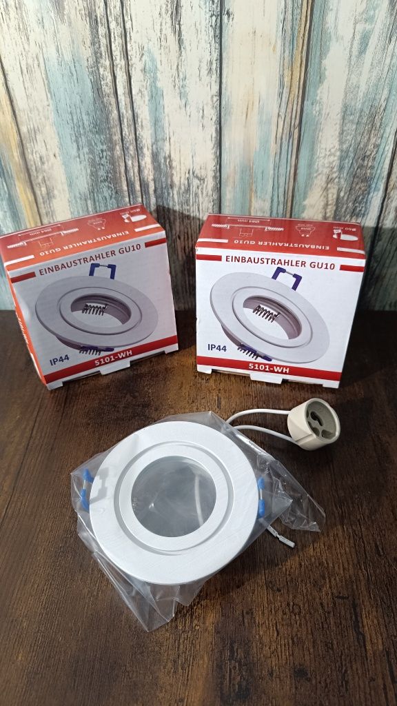 Oprawa sufitowa halogenowa LED
