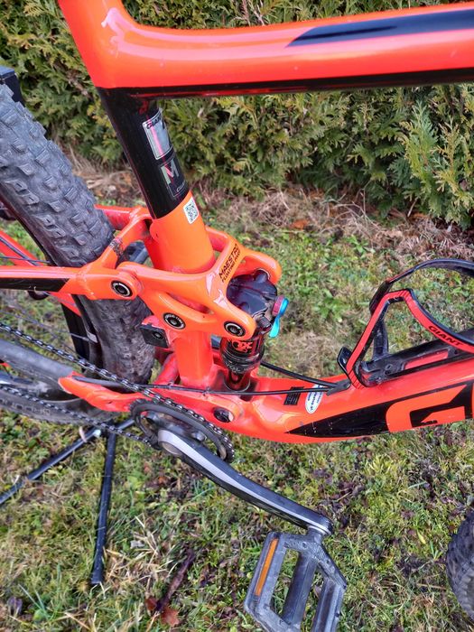 Rower Giant Anthem Full 29"