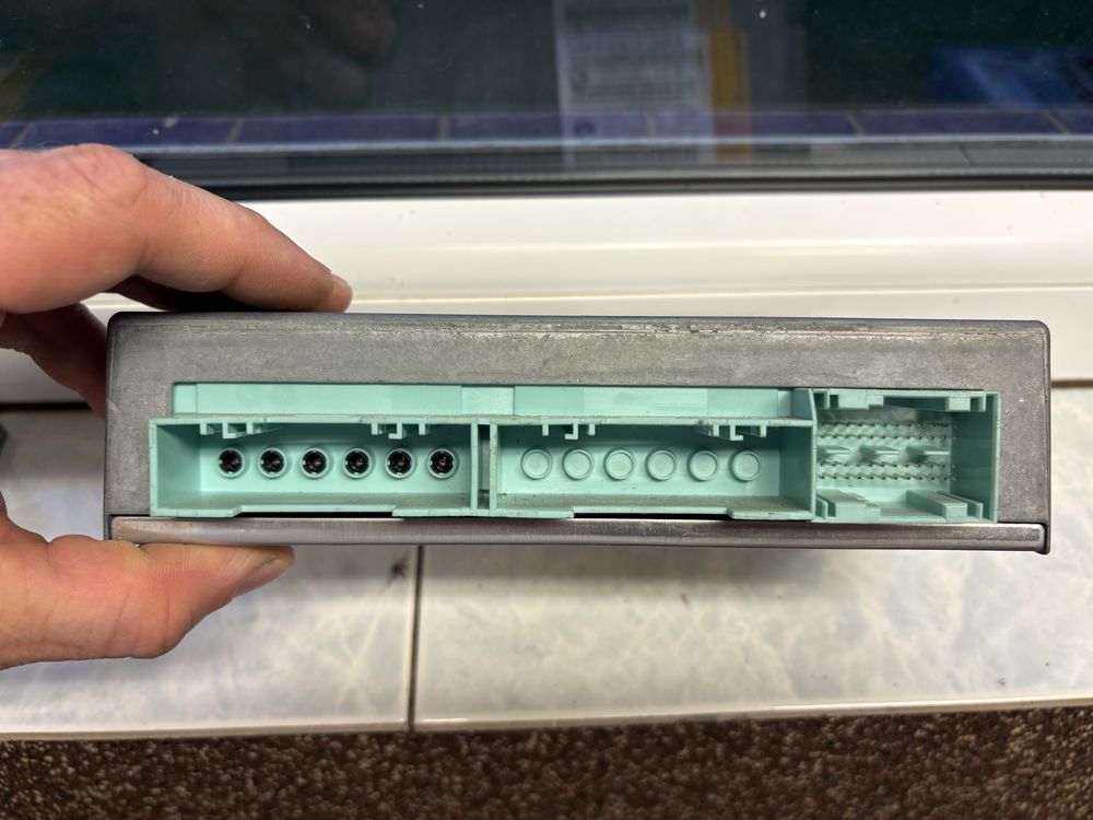 Modul sgm, sensor gateway poduszek, airbag bmw e60, e61. 694.30.85.