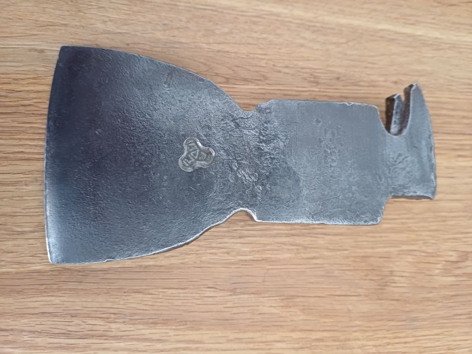 Toporek niemiecki Helko