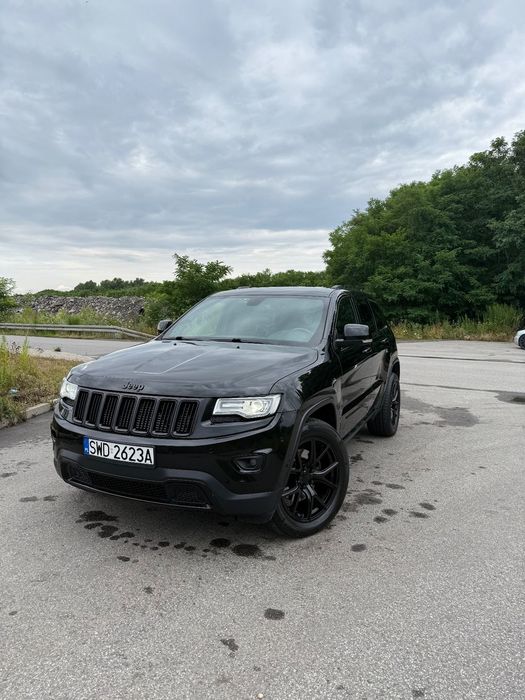 Jeep Grand Cherokee All black, felgi 20’