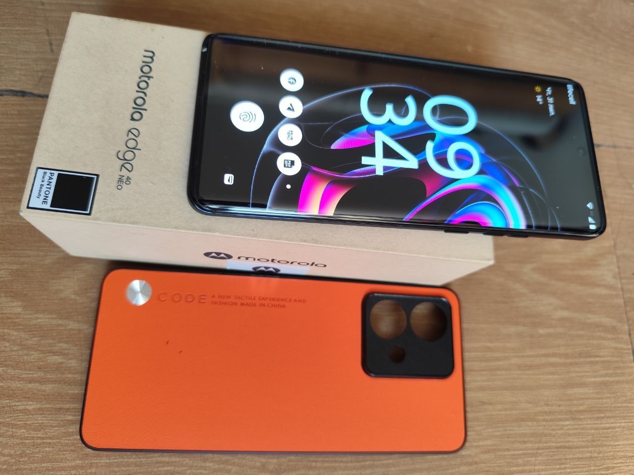 Моторола edge 40 neo. Память 12/256