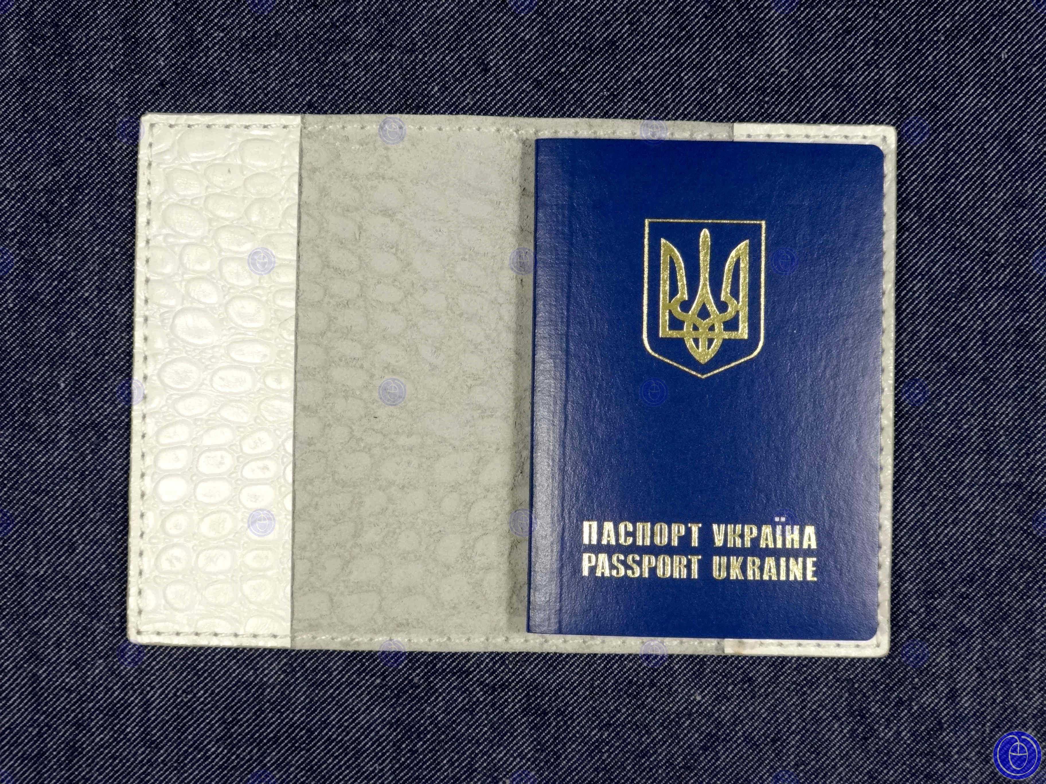 Кожаная обложка на паспорт / загранпаспорт, ручная работа