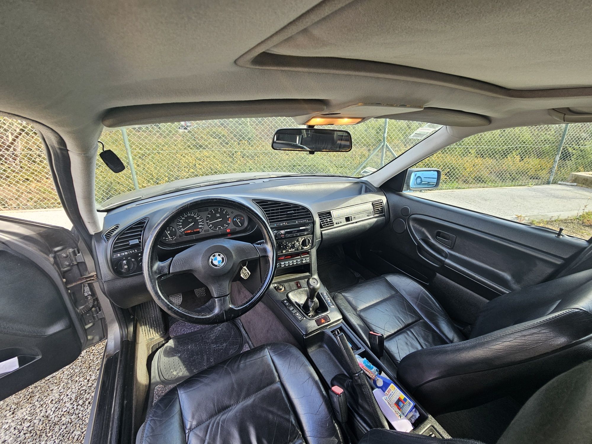 BMW 325i e36 Sedan