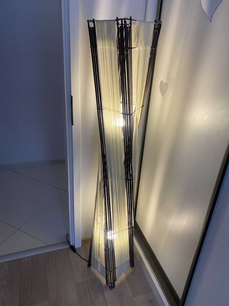 Lampa podlogowa 150 cm