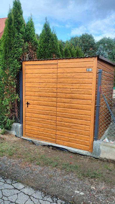 Wiata śmietnikowa 2x3 drewnopodobna, opcja personalizacji na życzenie!