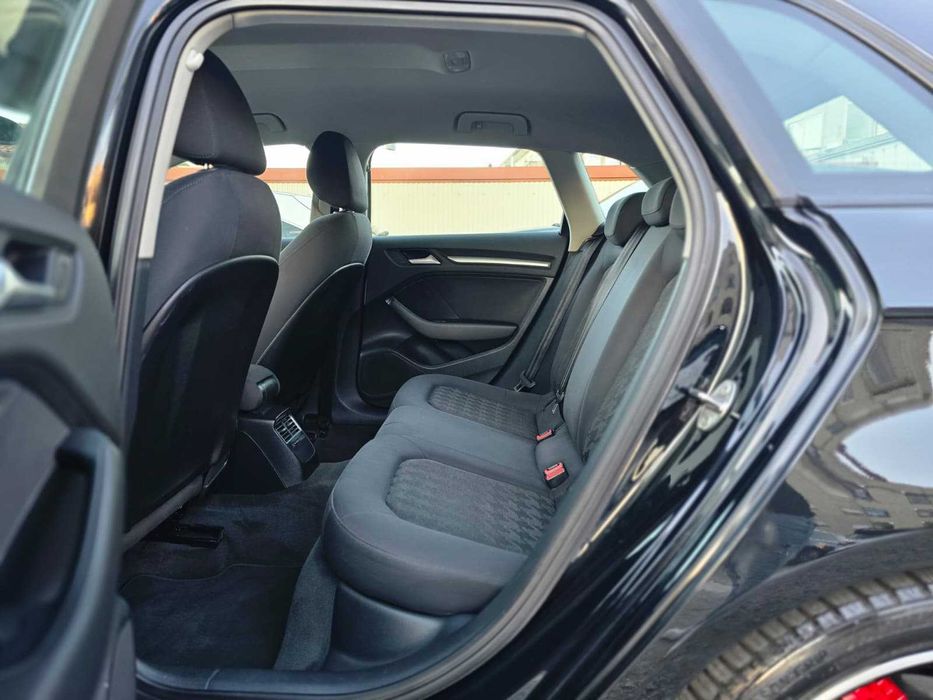 AUDI A3 SPORTBACK 8V S LINE 1.6TDI 110CV "LOOK RS3"