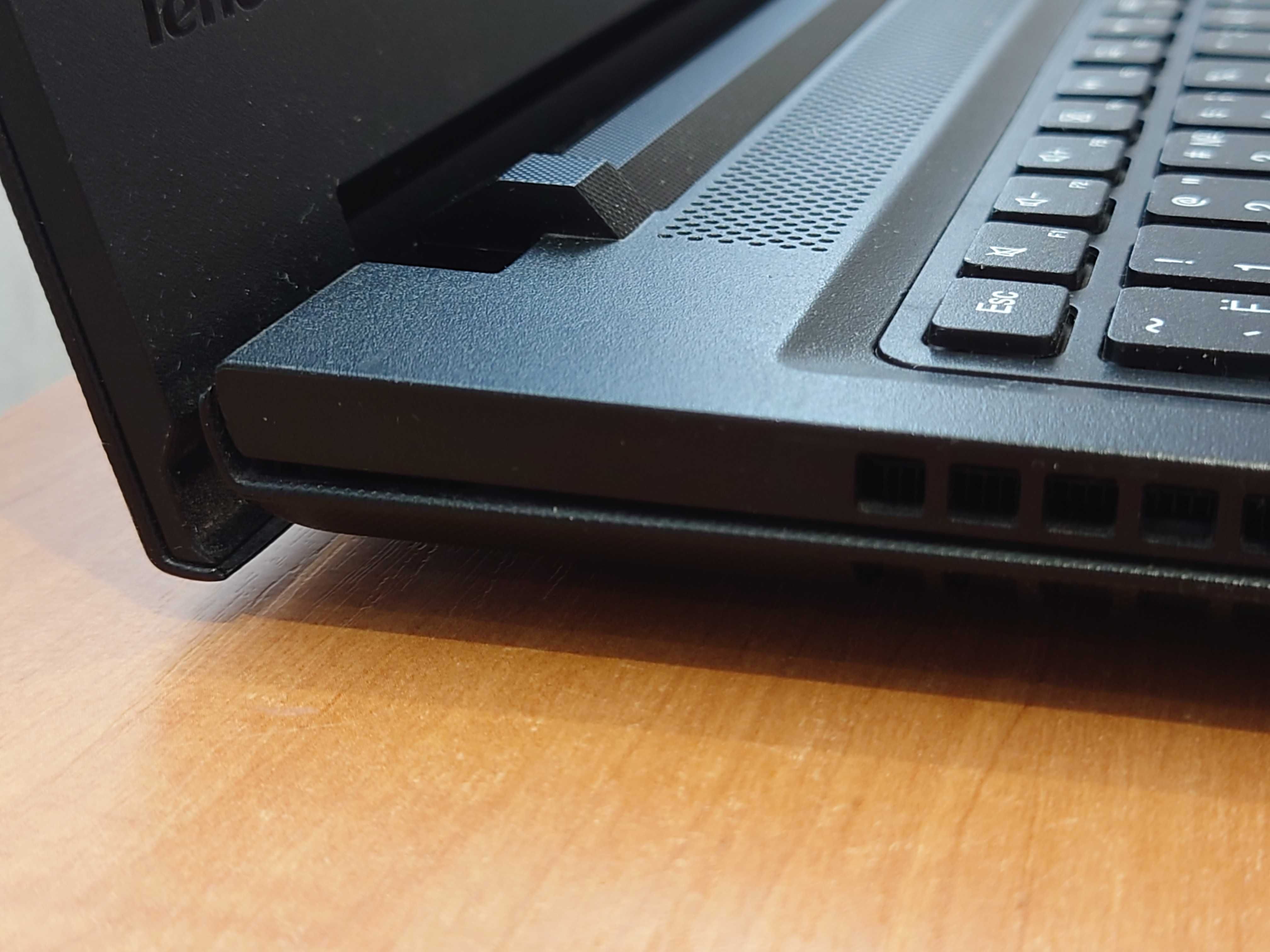 Ноутбук Lenovo IdeaPad 100 i3-5005U 8Gb RAM 256Gb SSD