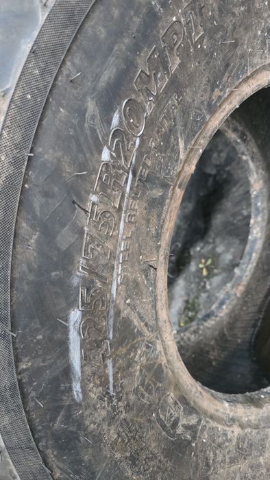 Opona 425/75r20 BKT Multiamax