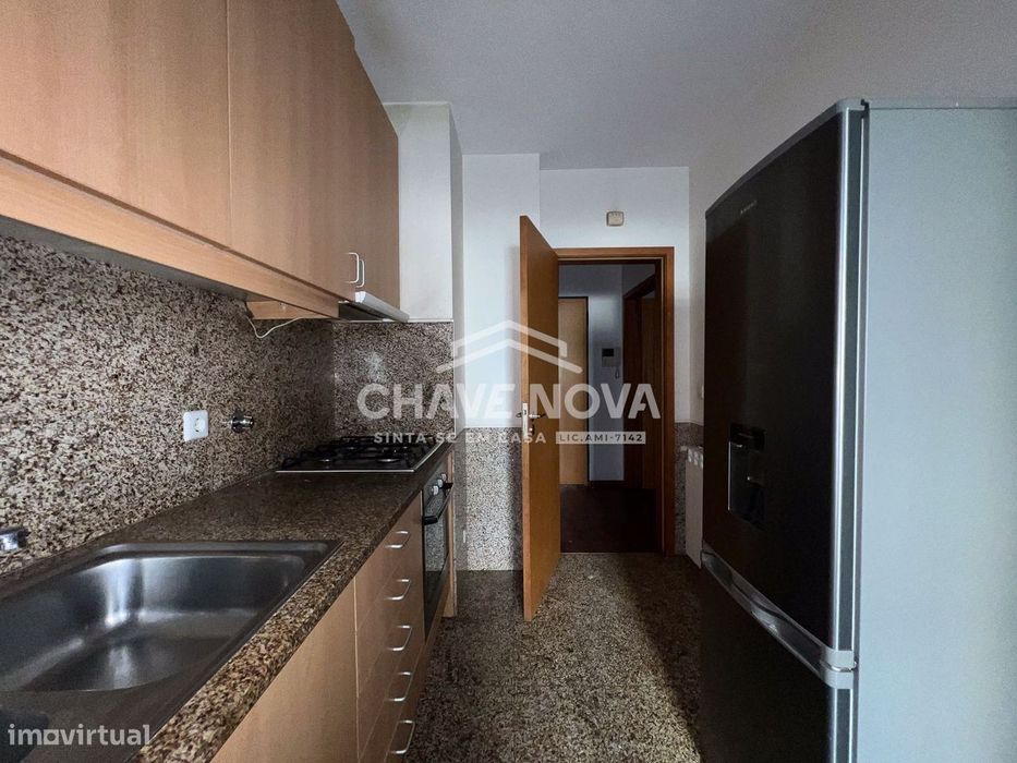 T2 c/ Lugar de Garagem em Oliveira do Douro, Vila Nova de Gaia