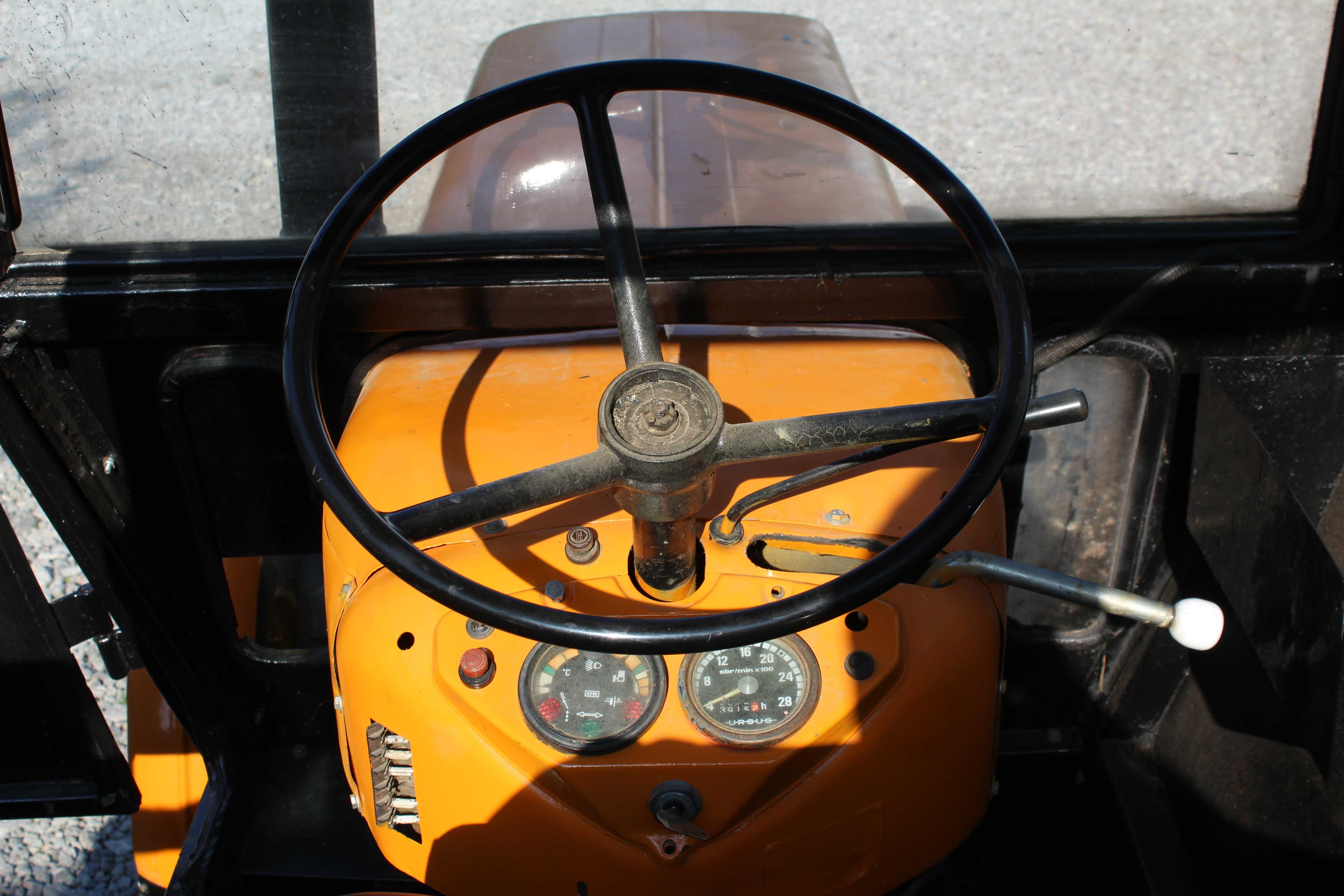 Ursus C-360 , stan idealny
