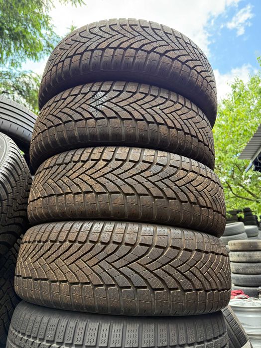 Komplet Falken Eurowinter HS02 215/60r17 100V XL 2023 r.