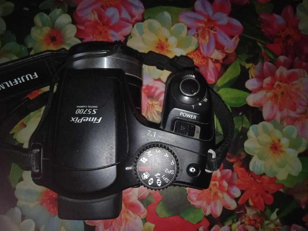 Fujifilm FinePix S 5700