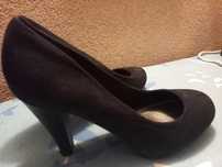 Buty na obcasie Jennifer