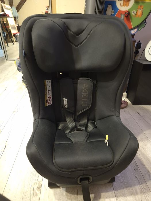 Axkid Minikid 3.0 - RWF fotelik samochodowy | PREMIUM Shell Black