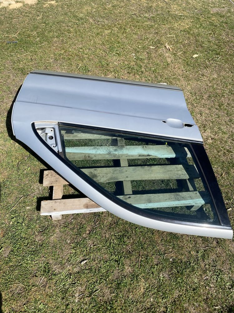 Drzwi prawy przód bmw x5 e53 TITASILBER metallic 354/7