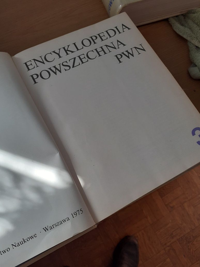 Okazja encyklopedia PWN 4 tomy