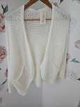 Sweter narzutka oversize z kieszeniami S/M/L