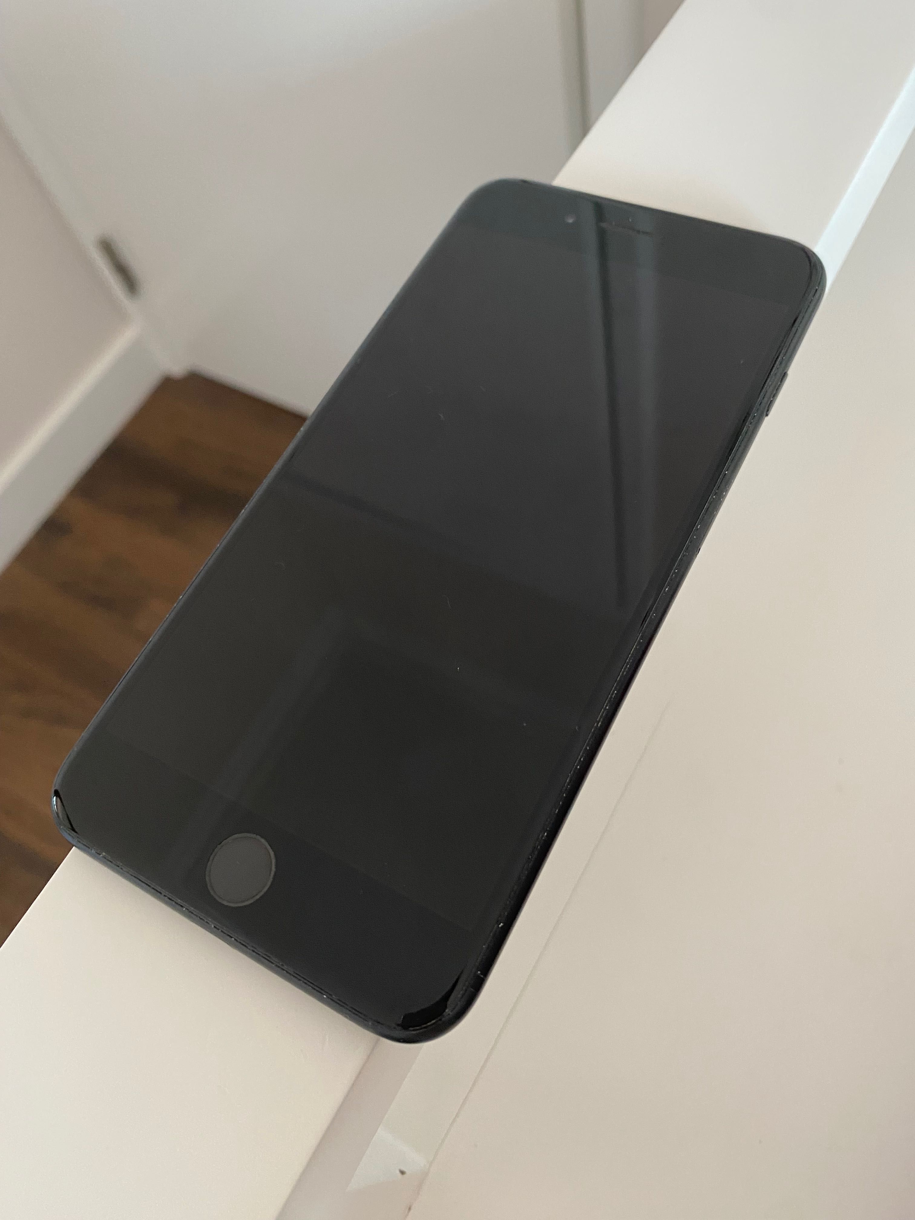 iPhone 7 Plus preto