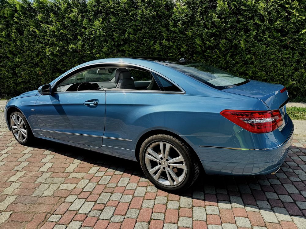 Mercedes E350 C207 coupe V6 3.5L