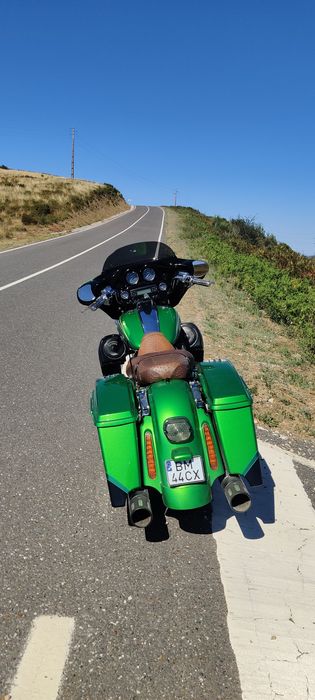 Harley street glide cvo