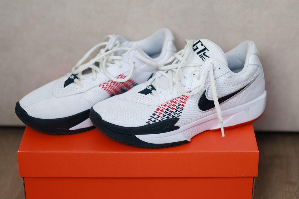 Buty do koszykówki Nike G.T. CUT Academy 41