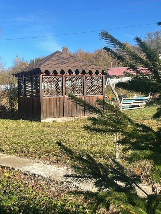 Садиба з власним ставом у м.Тлумач