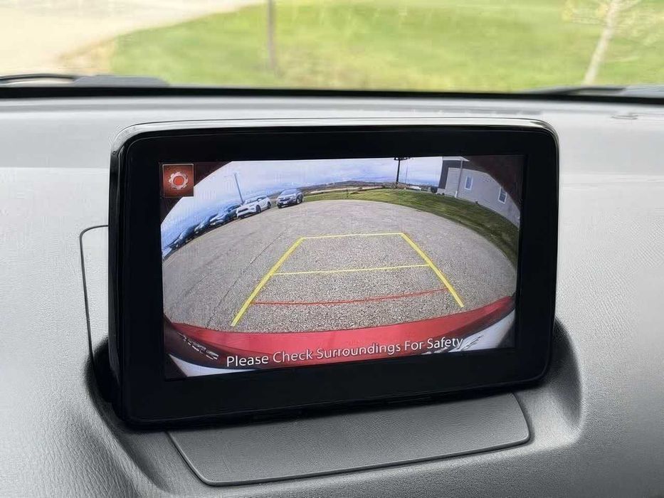 Toyota Yaris LE      2019