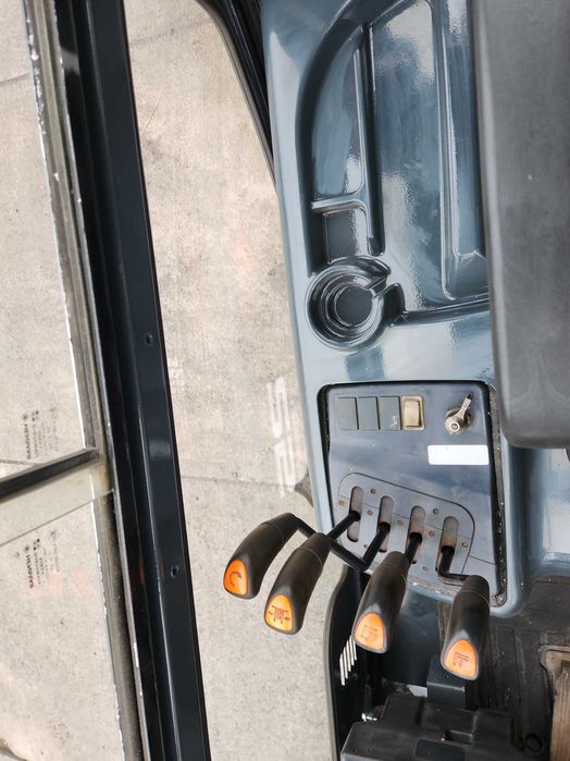 Wózek widłowy Doossan D25 S5  z obrotnicą - 2017 r -3000 mth