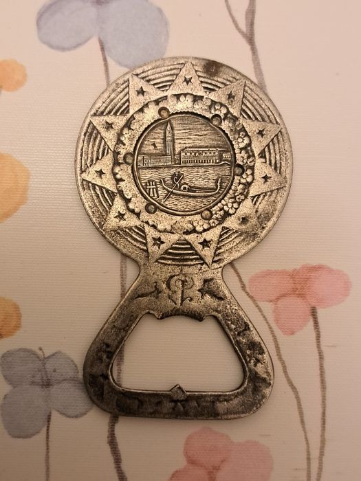 Kolekcjonerski otwieracz do butelek vintage Wenecja Venezia gondolier