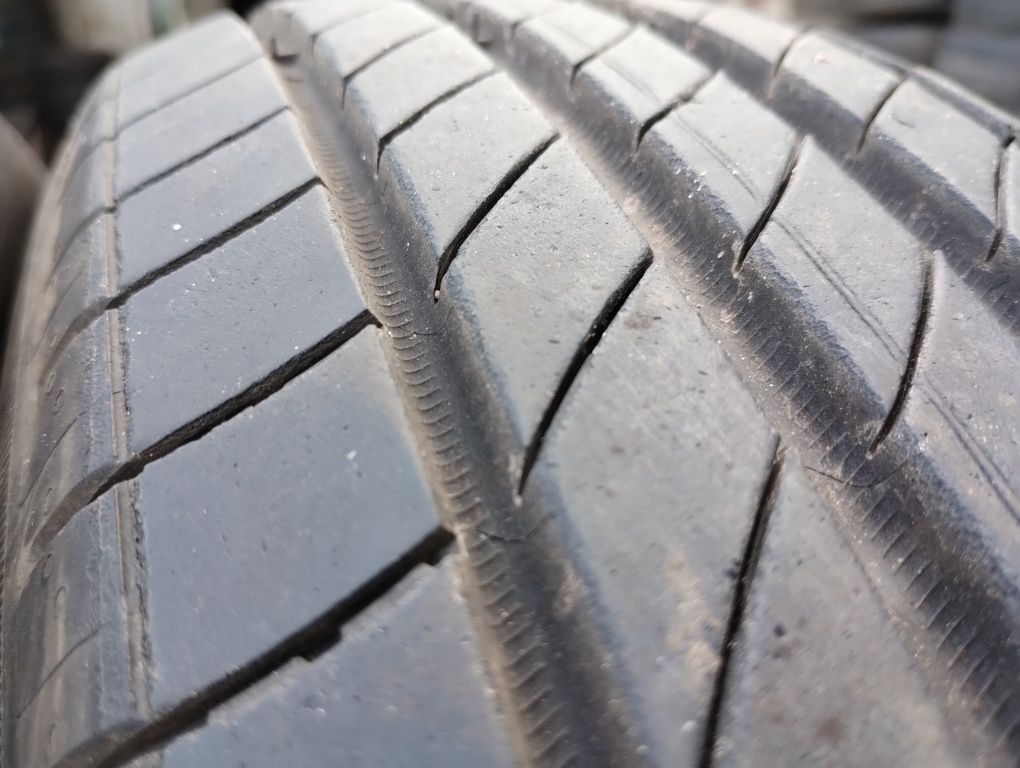 165.65.15 Michelin primacy 4, 7 mm