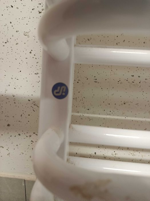 Nowy grzejnik łazienkowy Instal Projekt