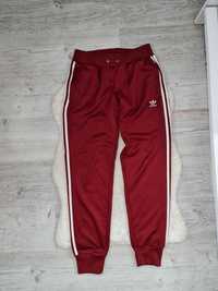 Spodnie dresowe Adidas Rozmiar Dres , Dresy Burgundowe Logo