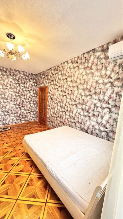 Здам 3 х кімнатну сталінку на корбутовці з лічильником тепла
